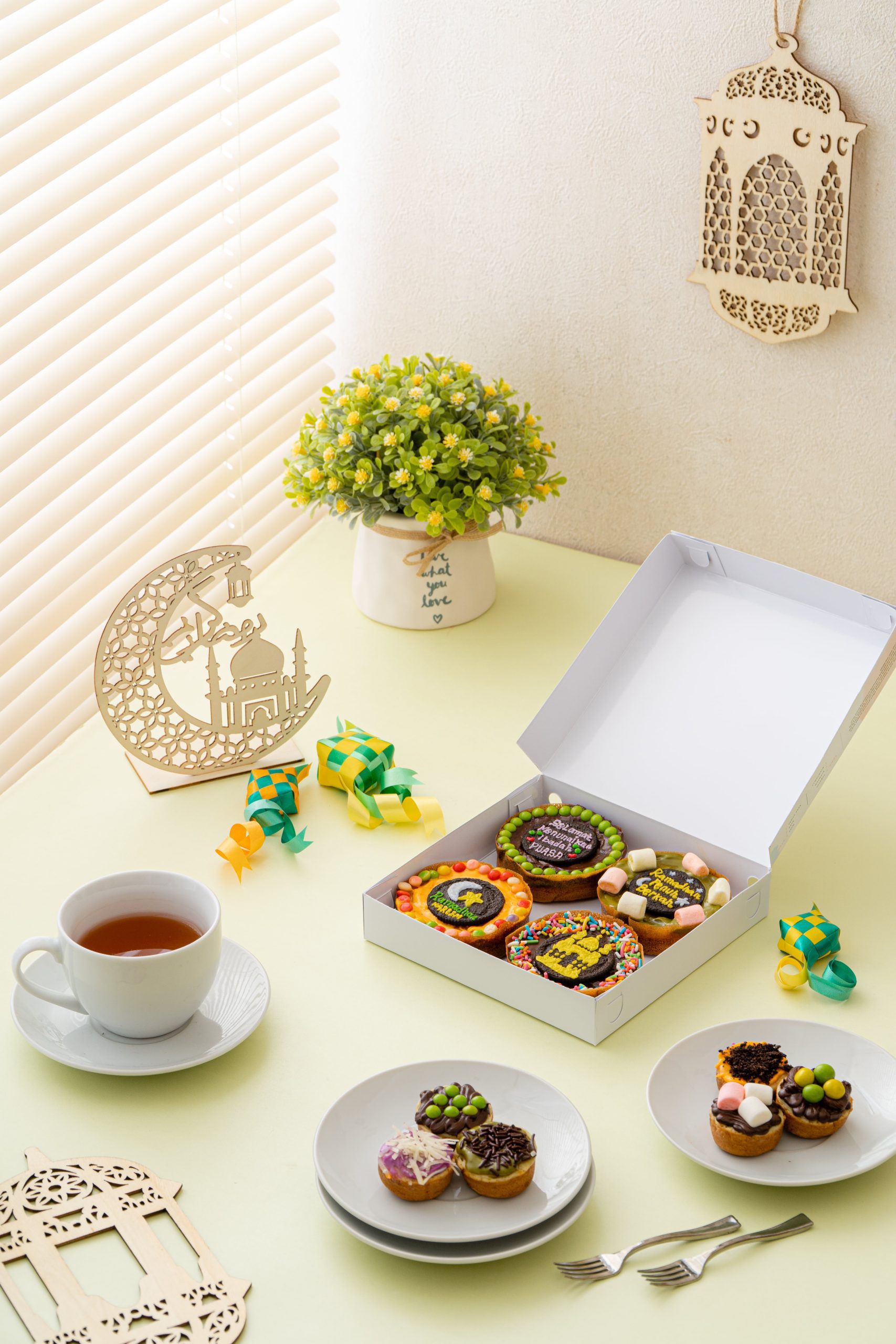 Eid Gifts For Friends