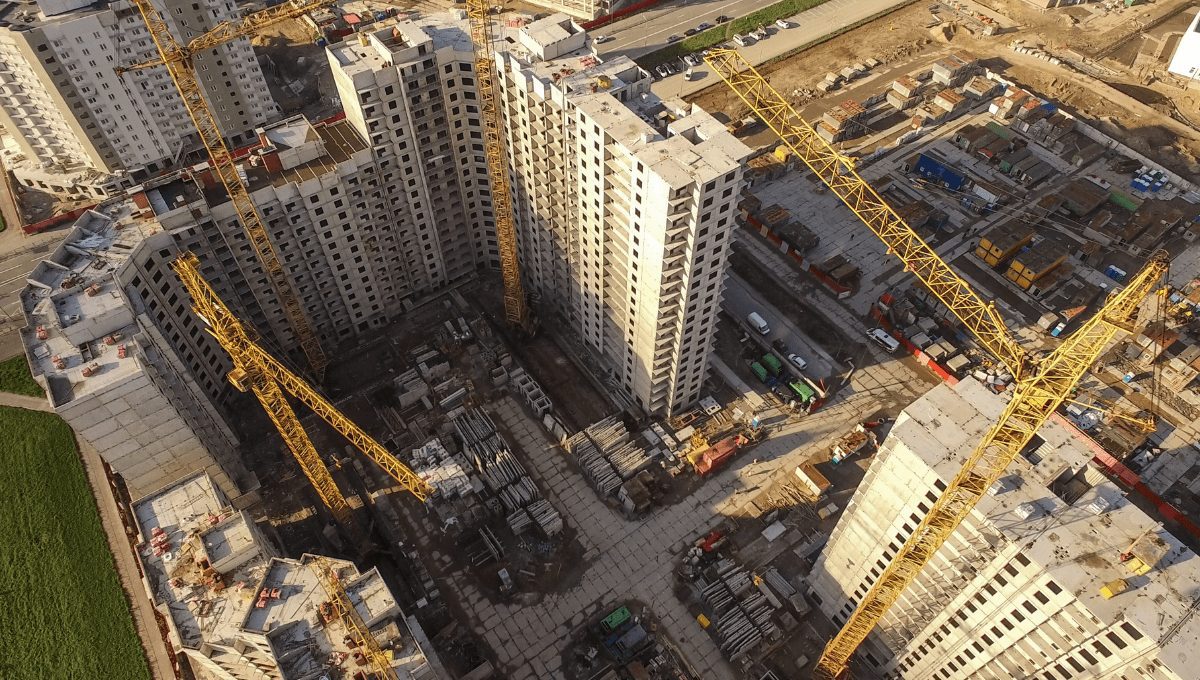 investing in off plan property dubai 2025