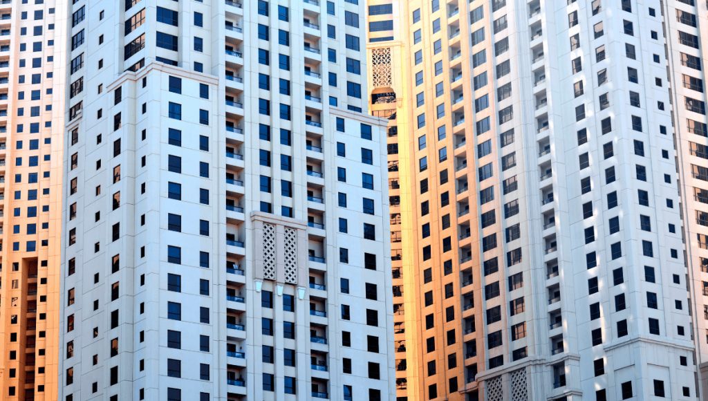 Traditional Financing vs Dubai 1% Plan